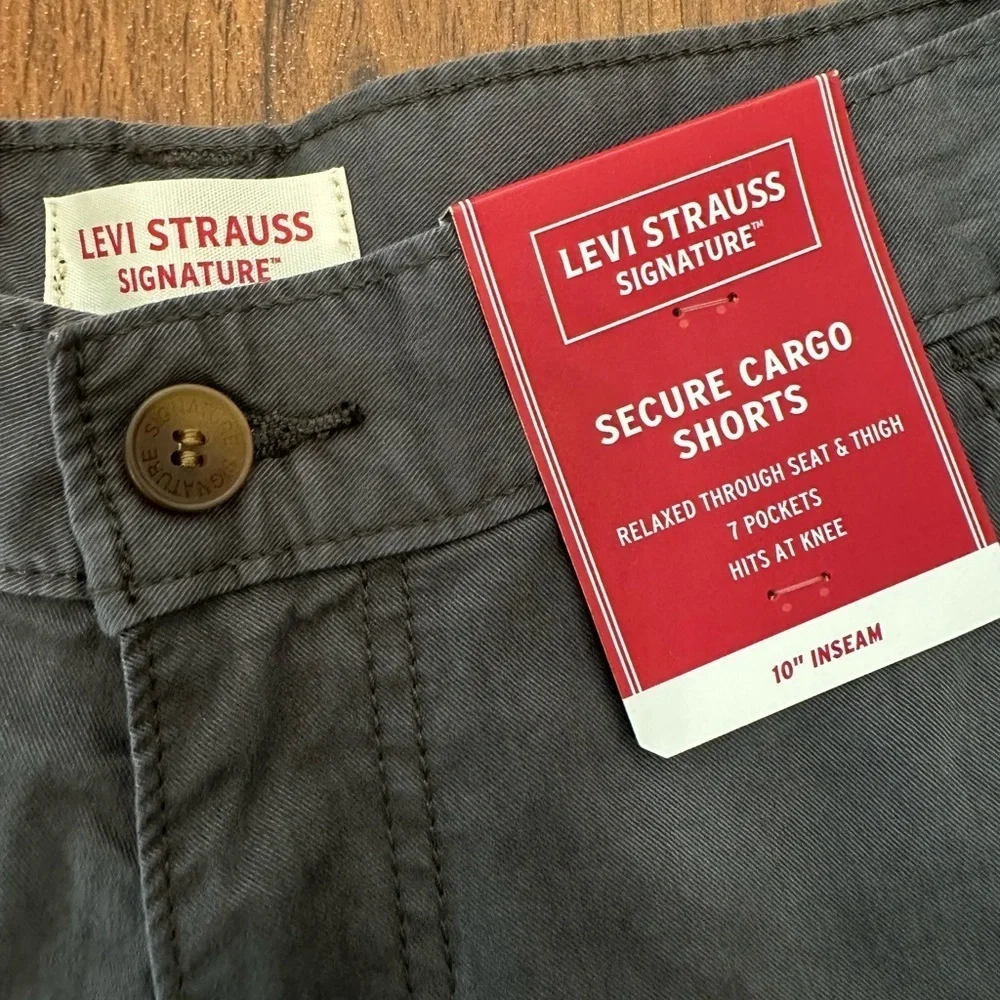 Men's Gray Cargo Shorts